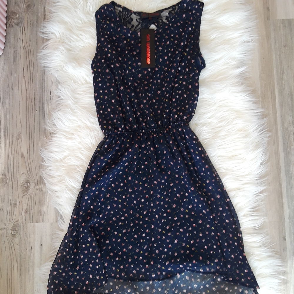 SM WARDROBE Open Back Floral Dress NEW